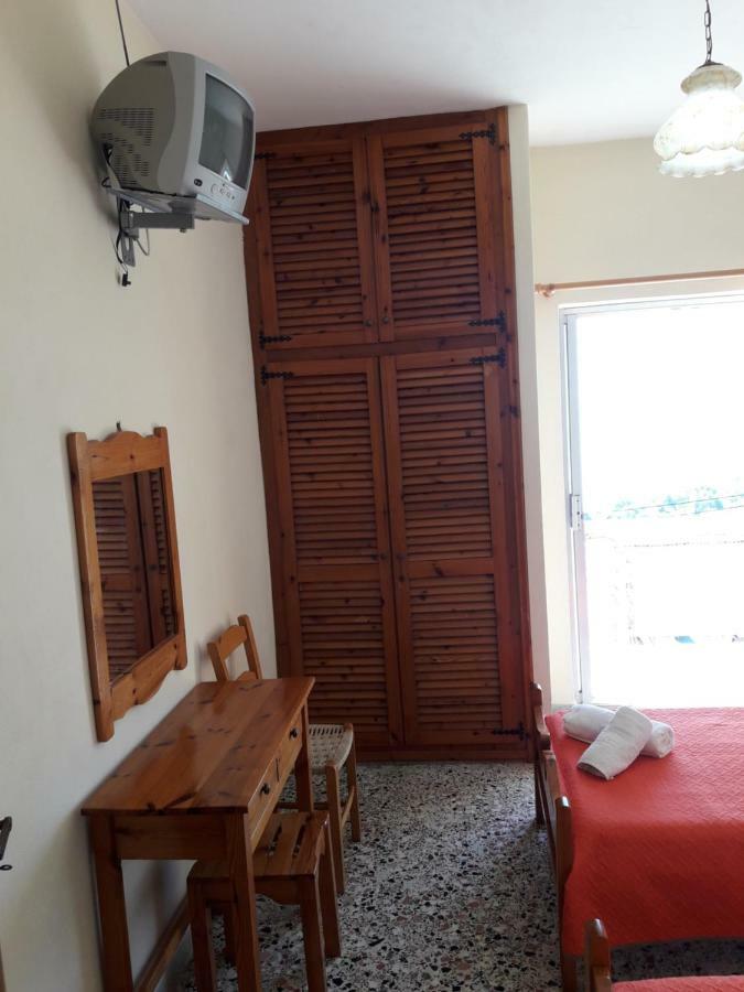 בארבאטי Emilios See View מראה חיצוני תמונה
